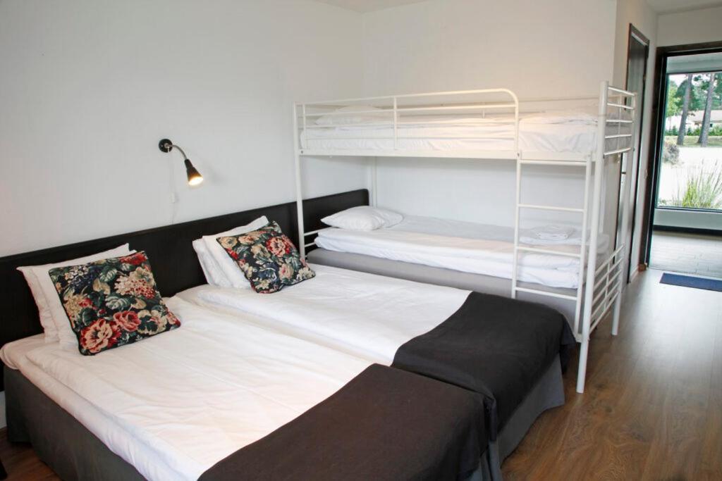 Hotel Smaland Skillingaryd Екстер'єр фото