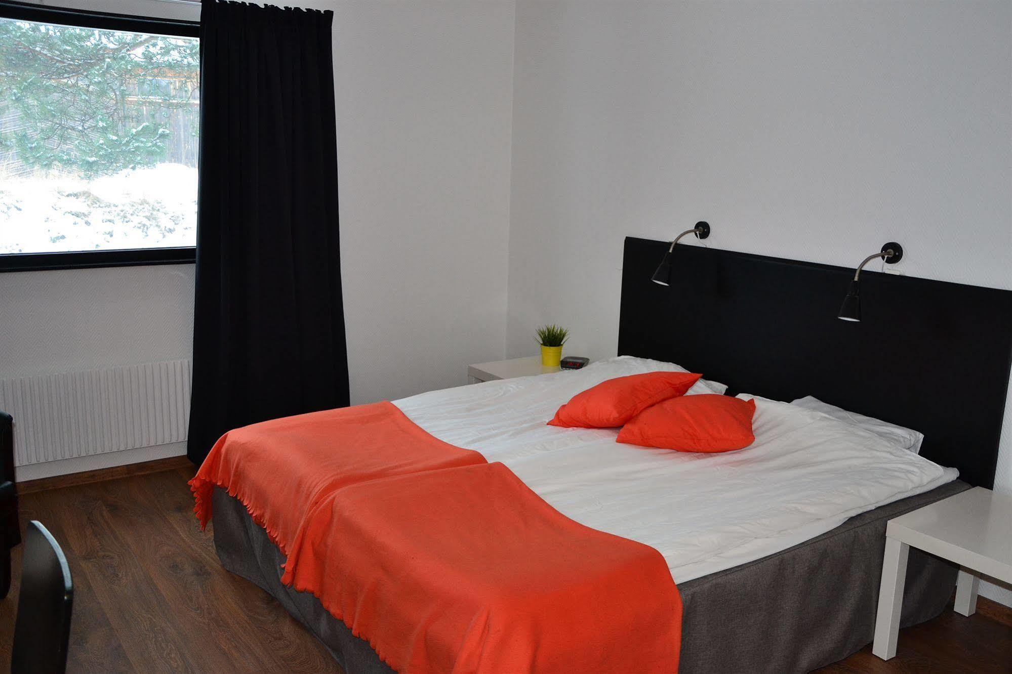Hotel Smaland Skillingaryd Екстер'єр фото